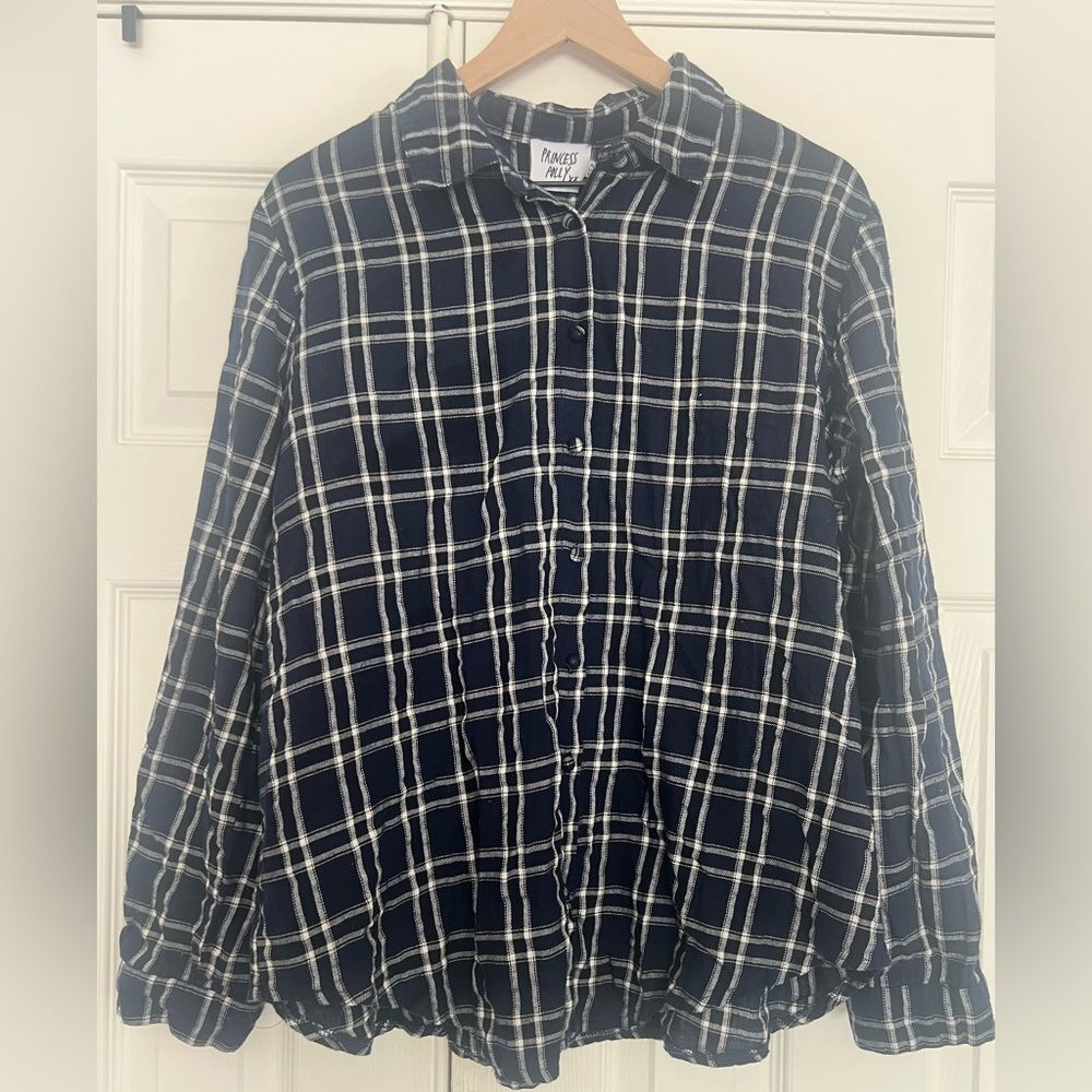 Princess Polly Navy and White Plaid Shirt, fabric covered buttons Size 8